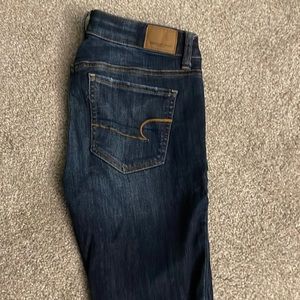 Dark wash jeggings